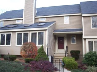 24 Lilac Ln, Haverhill, MA 01830
