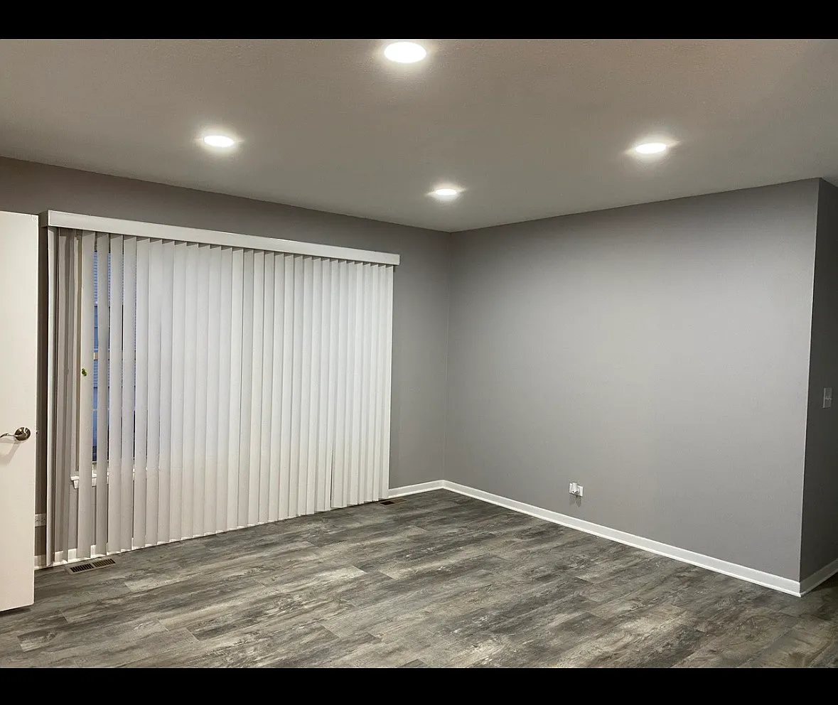 3 bed, 1.5 bath, 1200 sqft, $2,800 — Photo 2