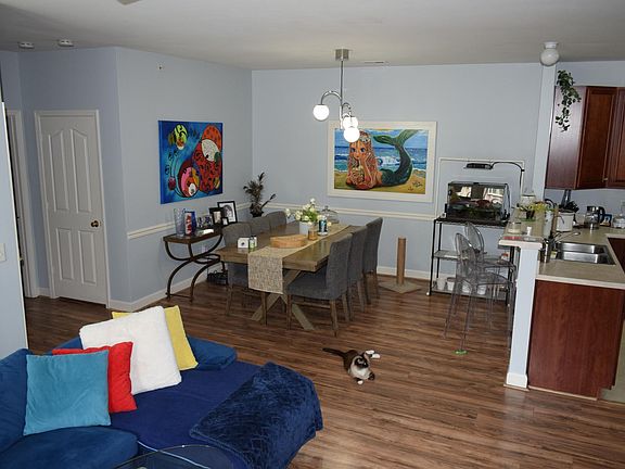 4th image of 11276 Hyde Pointe Ct #11276