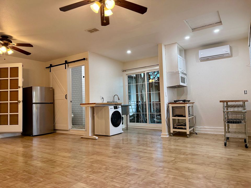1st image of 8929 Balboa Blvd