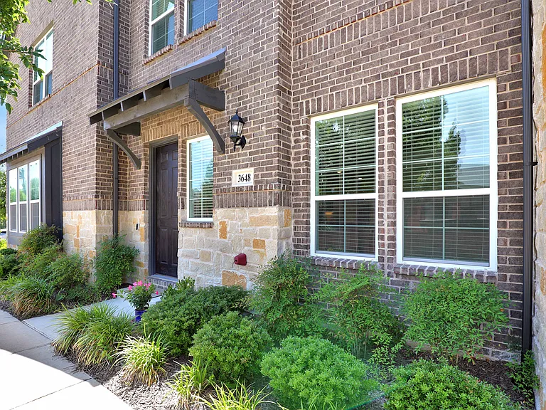 3648 Zellwood Ln — Photo 3
