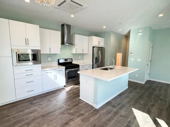491 Tailoff Ln, Sacramento, CA 95818