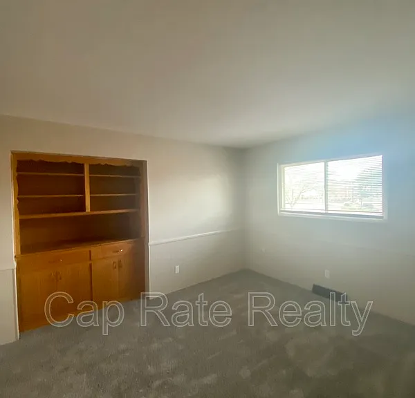 26 S Hampton Rd #C — Photo 4