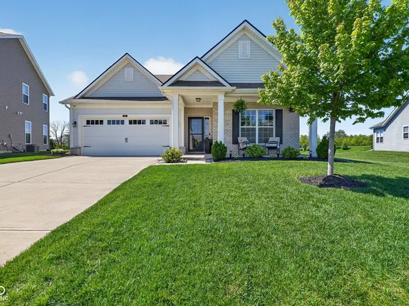 6551 Homestead Dr, Whitestown, IN 46075