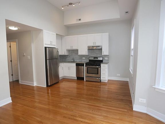 5th image of 2527 N Lincoln Ave