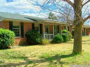 406 Woodlawn Dr, Lexington, TN 38351