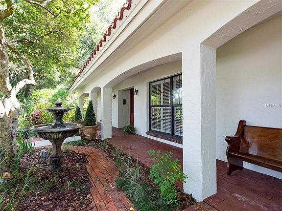 3rd image of 13303 Meadowwood Ct