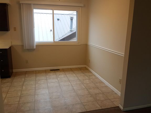 5th image of 2491 Sycamore Ln APT 6