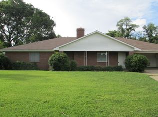 136 Wigwam Rd, Vicksburg, MS 39180