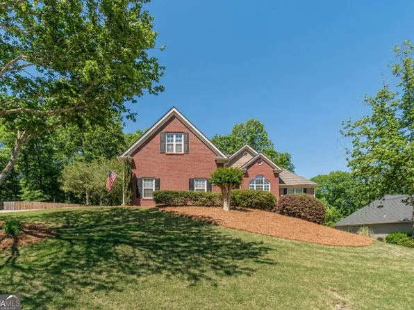 694 Willowwind Dr, Loganville, GA 30052