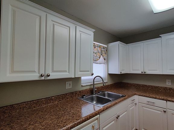 5th image of 790 Lori Dr APT 265