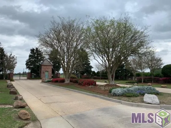 21101 Turkey Creek Dr, Baton Rouge, LA 70817
