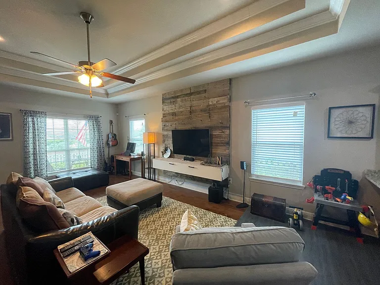 105 Blue Heron Ln — Photo 3
