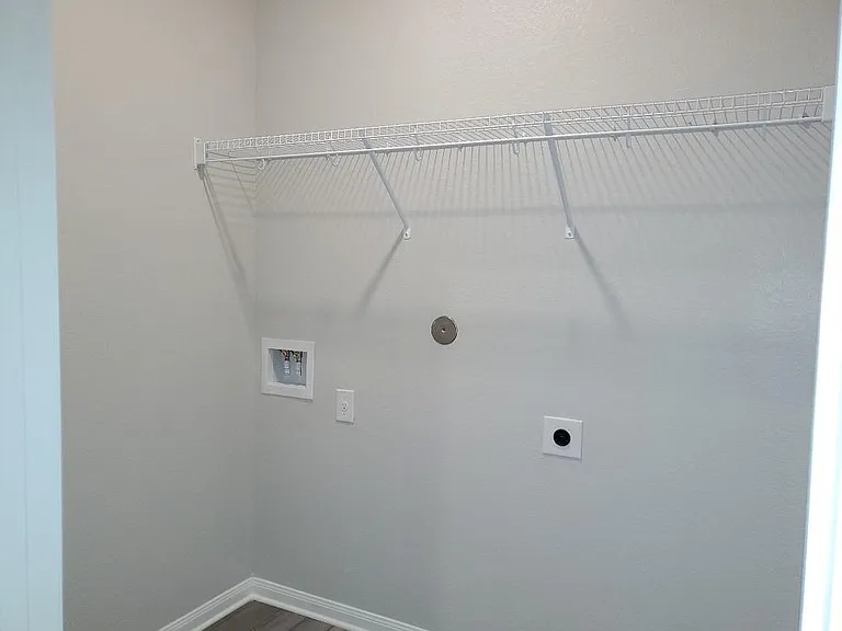 136 Constitution St — Photo 25
