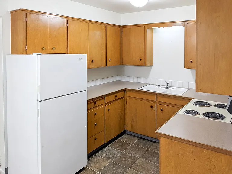 1145 Rural Ave SE — Photo 6