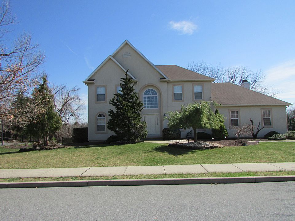 1st image of 3330 Marchant Dr