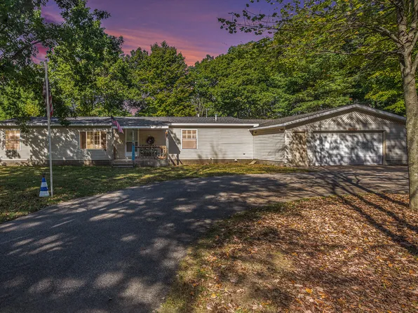 14369 Johnson St, Grand Haven, MI 49417