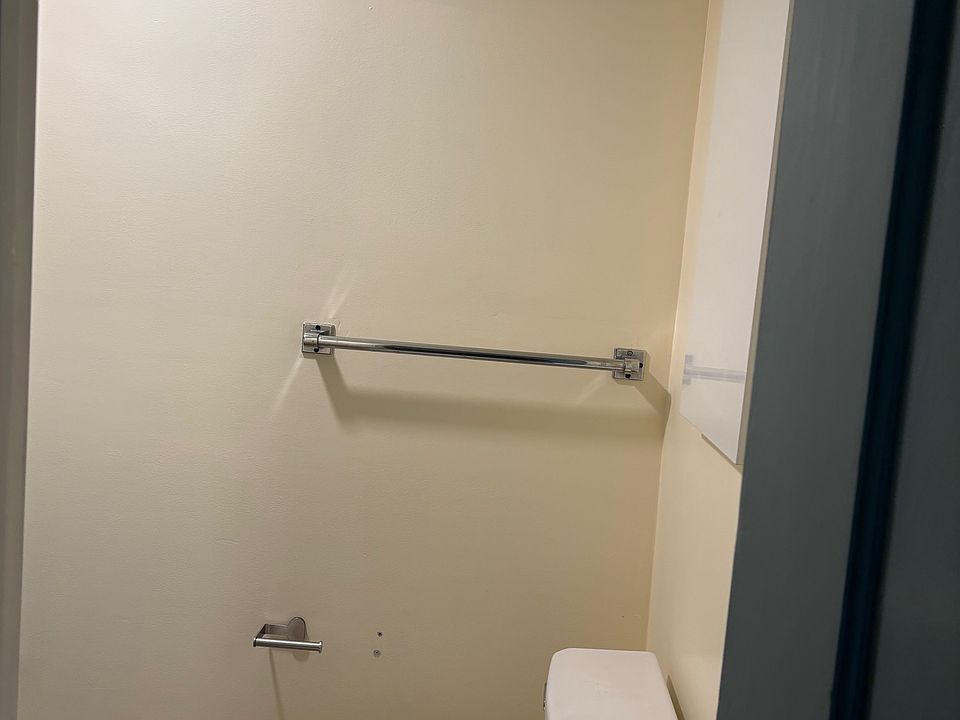 2nd image of 414 Naples St