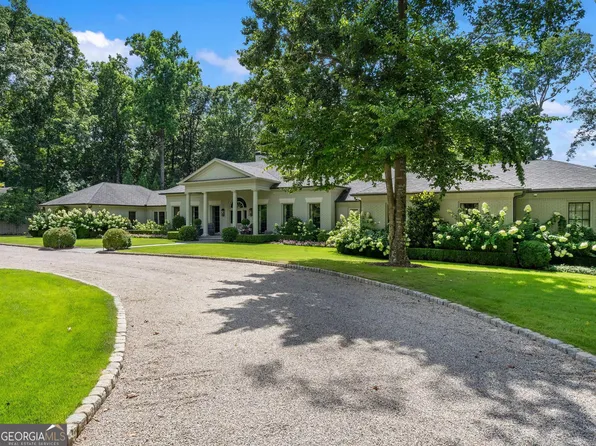 3612 Castlegate Dr NW, Atlanta, GA 30327