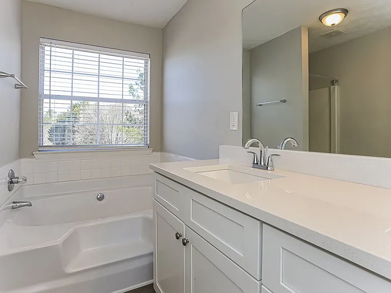 3300 Rockmill Dr — Photo 10