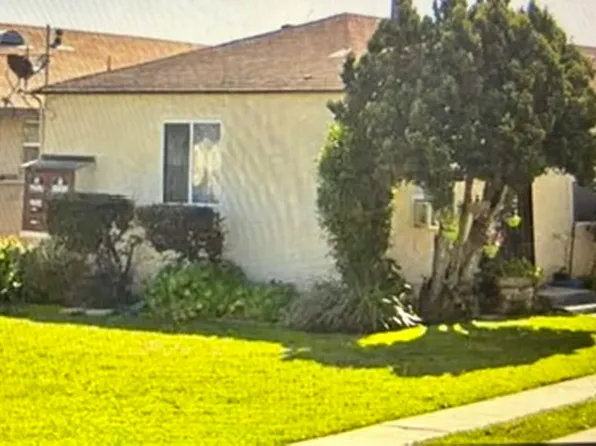 1336 W 218th St #1, Torrance, CA 90501