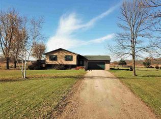 6115 Lake Poygan Rd, Winneconne, WI 54986