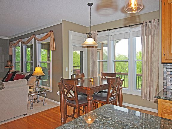 Bright & Open Floor Plan