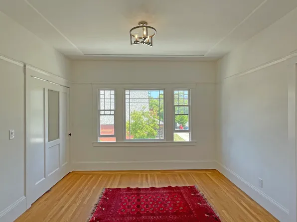 427 49th St #1, Oakland, CA 94609