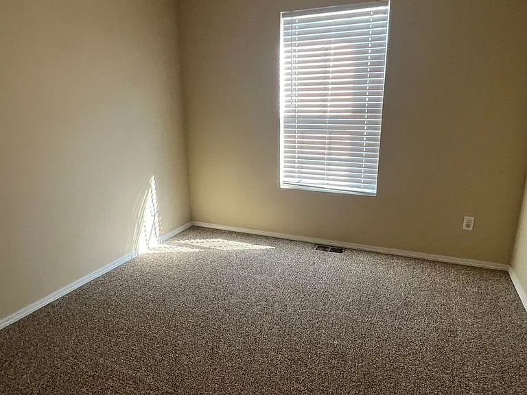 4515 E Chipmunk Ln — Photo 10