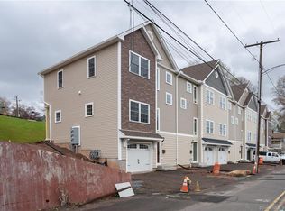 58 Water St #58, Southington, CT 06489