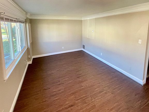 4th image of 3808 Joshua Pl #44E