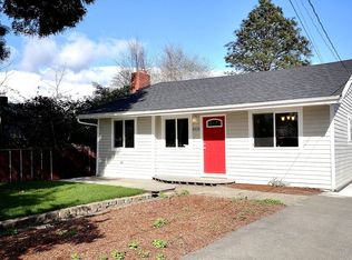 10822 3rd Ave SW, Seattle, WA 98146