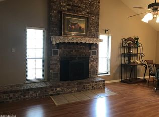 17 Summerfield Dr, Conway, AR 72034