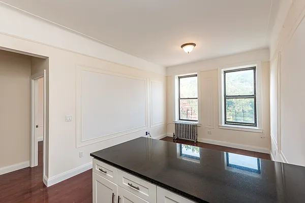 Rented by Nooklyn NYC LLC | media 19