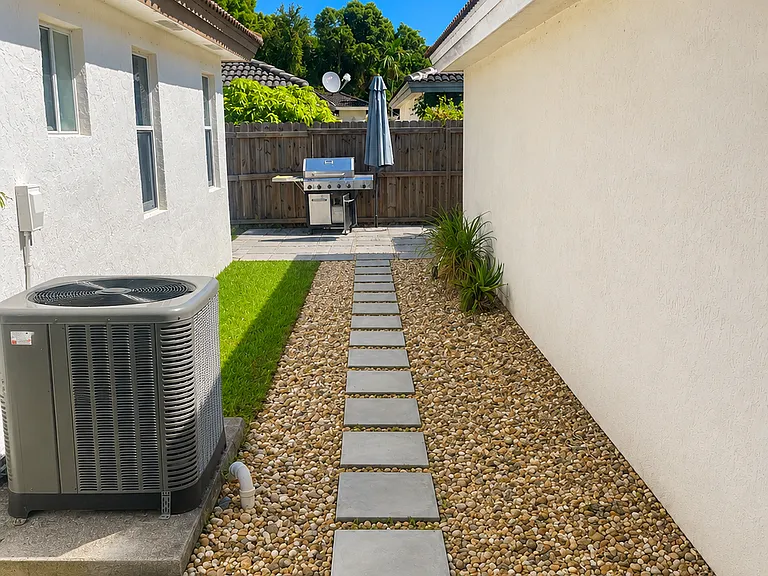 13923 SW 151st Ave — Photo 11