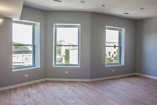 2nd image of 6641 S Kenwood Ave #1