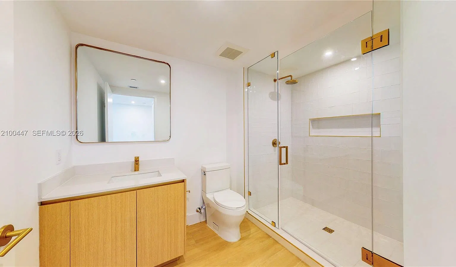 The Standard Residences — Photo 4