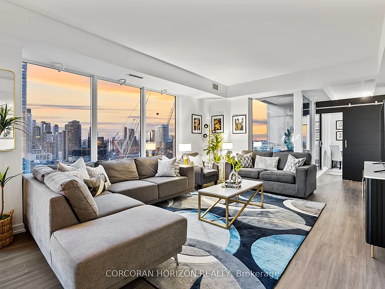 20 Edward St #Penthouse 1 — Photo 11