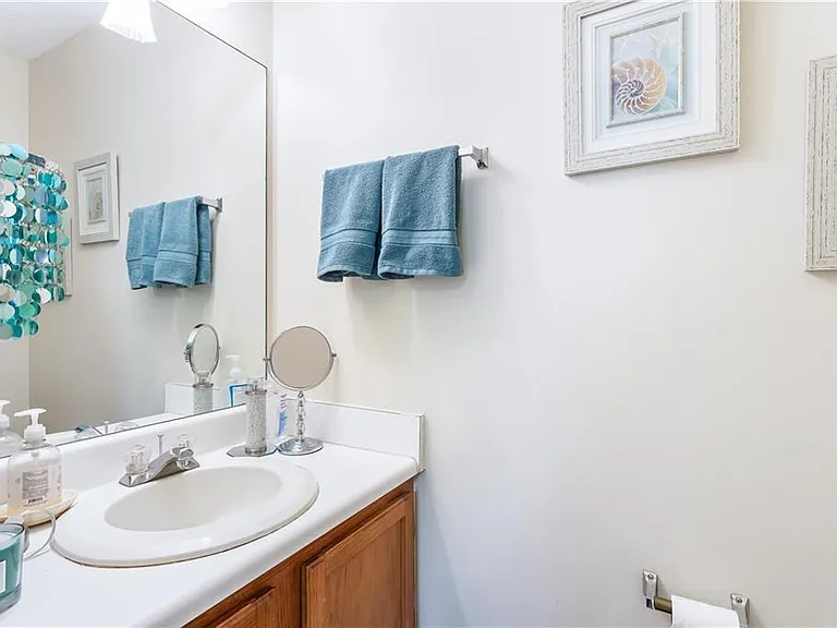 4930 Pinehurst Cir NW #B — Photo 6