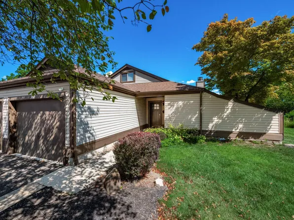 832 Cherlyn Ct #25-D, Columbus, OH 43228