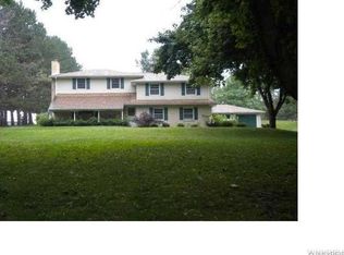 10615 Clarence Center Rd, Clarence, NY 14031