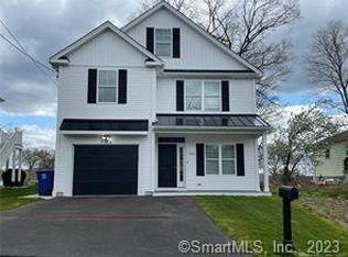 706 Hart St, Bridgeport, CT 06606