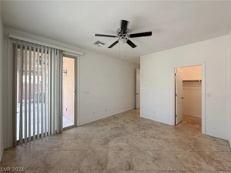 7296 Spring Flower Ave #B — Photo 6
