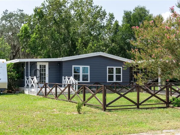 3941 Citrus Cir, Fruitland Park, FL 34731