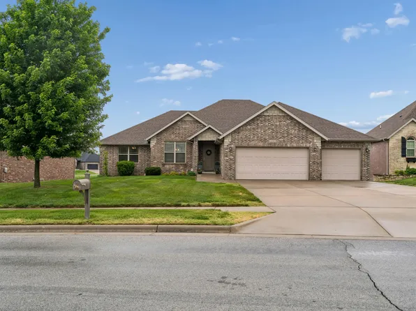 2147 N Citation Avenue, Springfield, MO 65802