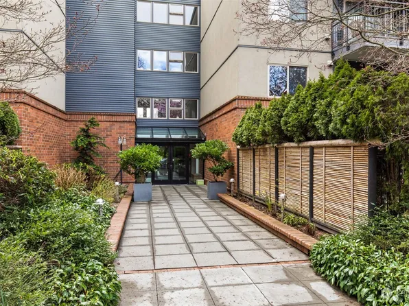 275 W Roy #107, Seattle, WA 98119