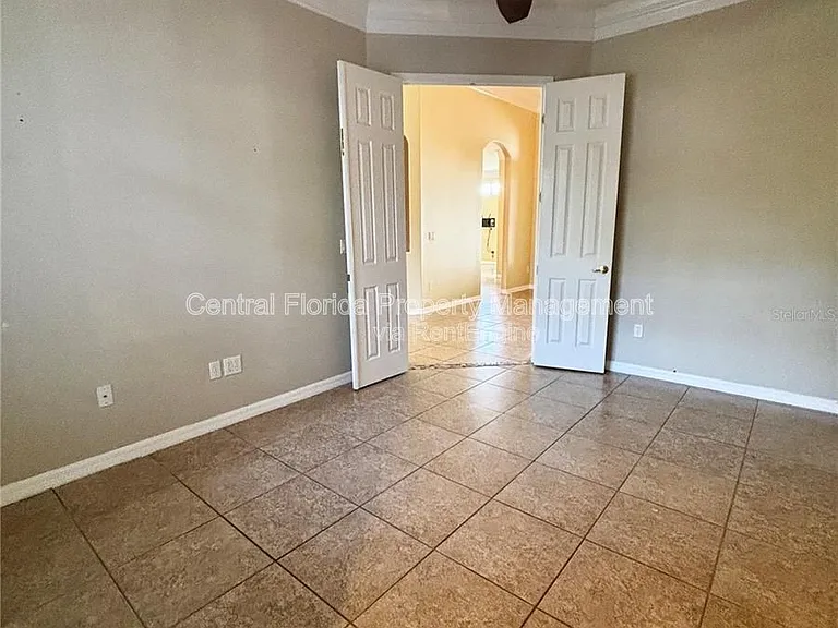16127 Bristol Lake Cir — Photo 26