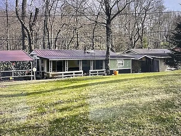198 Barn Rd, Blowing Rock, NC 28605
