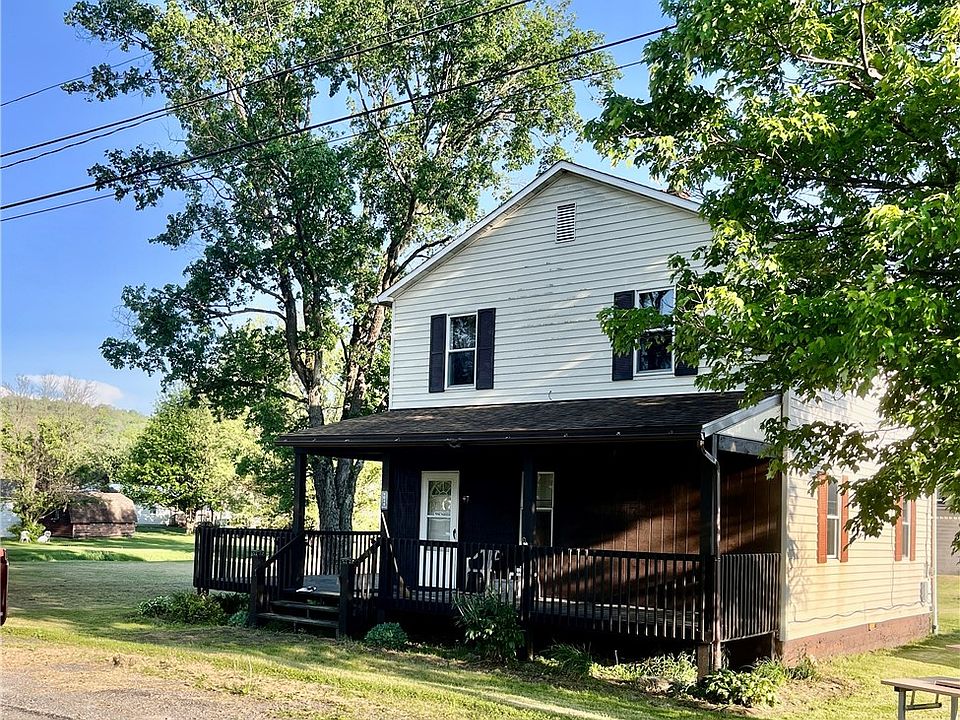 1st image of 4048-4050 2nd St