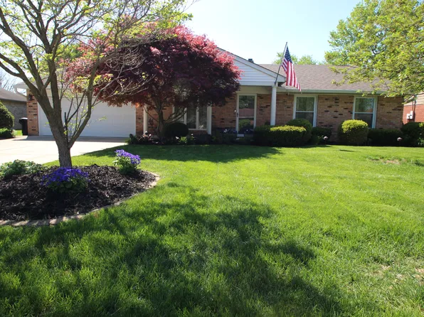 36 S Walnut St, Pittsboro, IN 46167